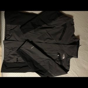 the north face windbreaker jacket